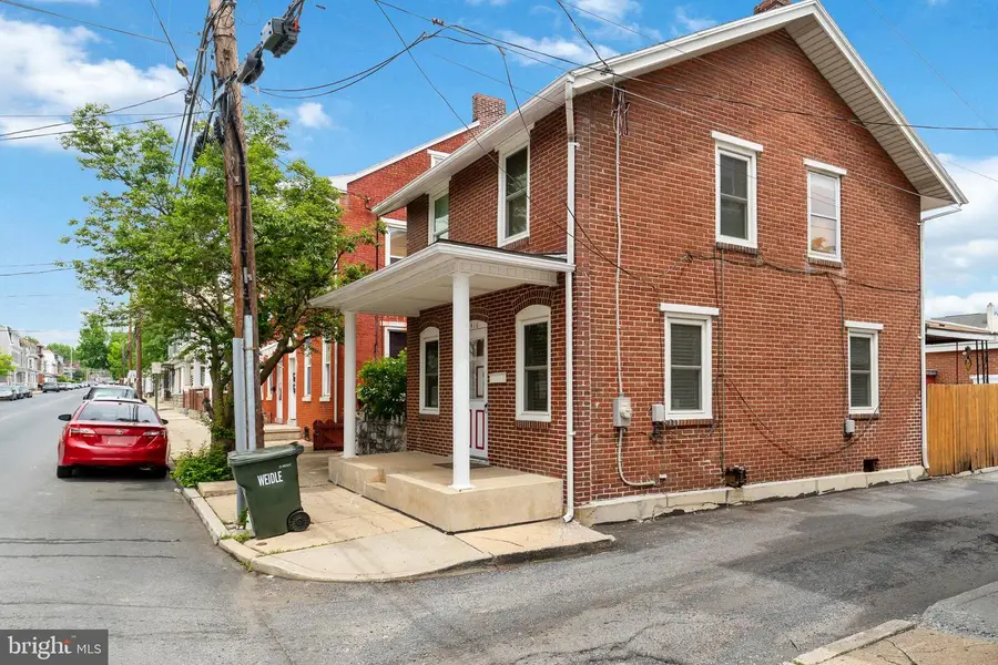 416 N 7th St, Lebanon, PA 17046 - #3