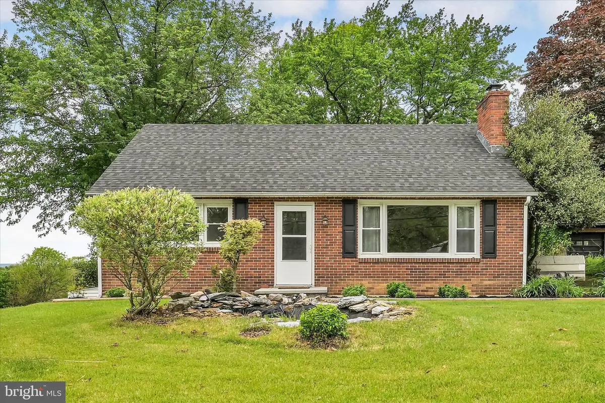 2909 Tunnel Hill Rd, Lebanon, PA 17046 - #1