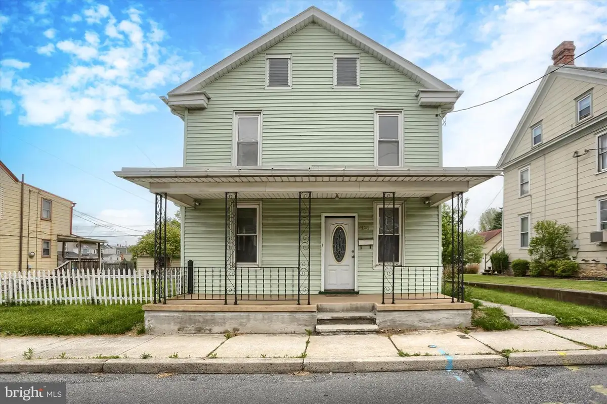 120 S 5th Ave, Lebanon, PA 17042 - #1