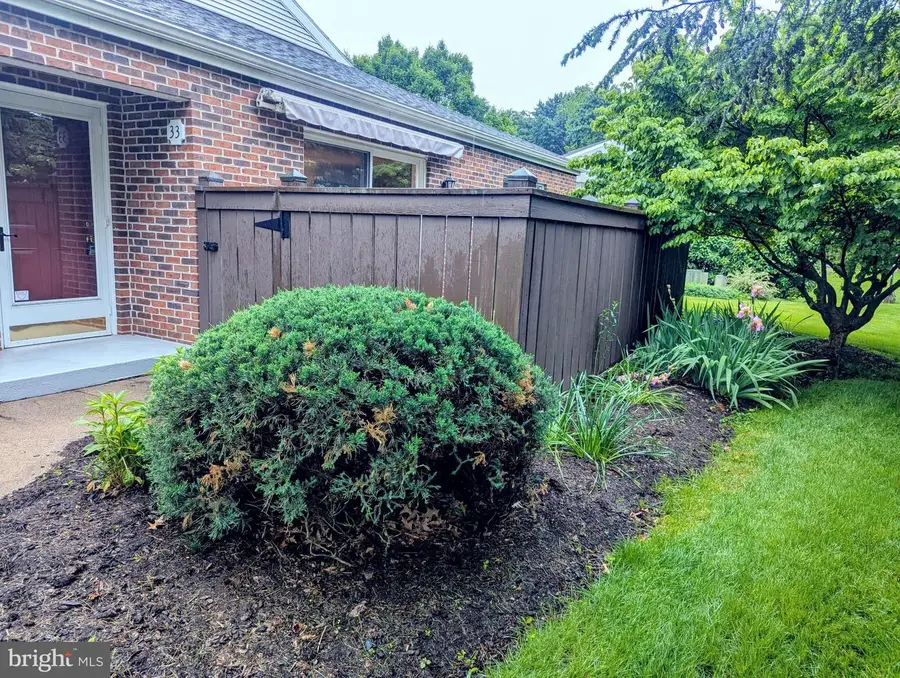 33 Woodland Est, Lebanon, PA 17042 - #3