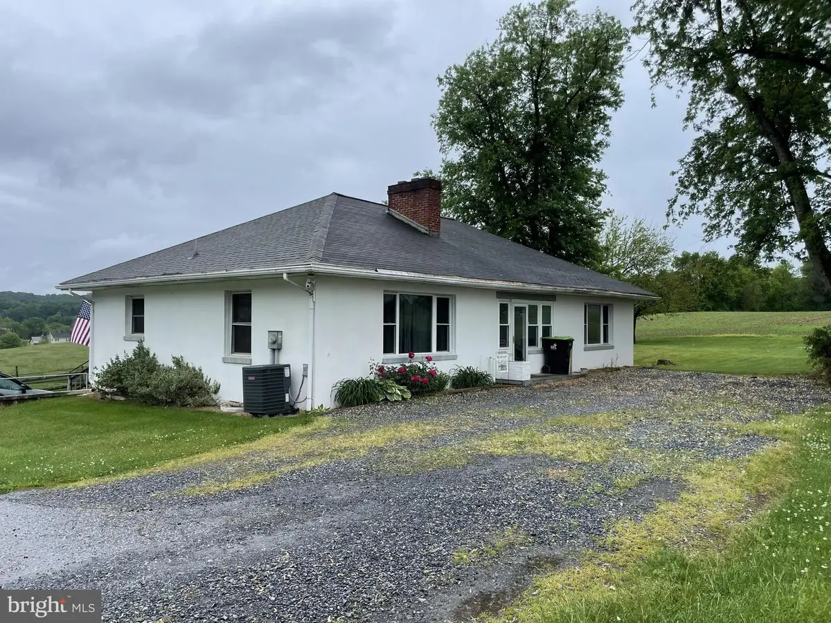 1955 S Forge Rd, Palmyra, PA 17078 - #1