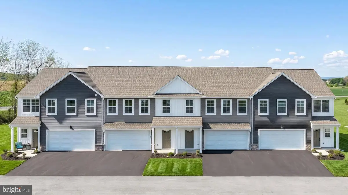 104 Foundry Ln, Lebanon, PA 17042 - #1