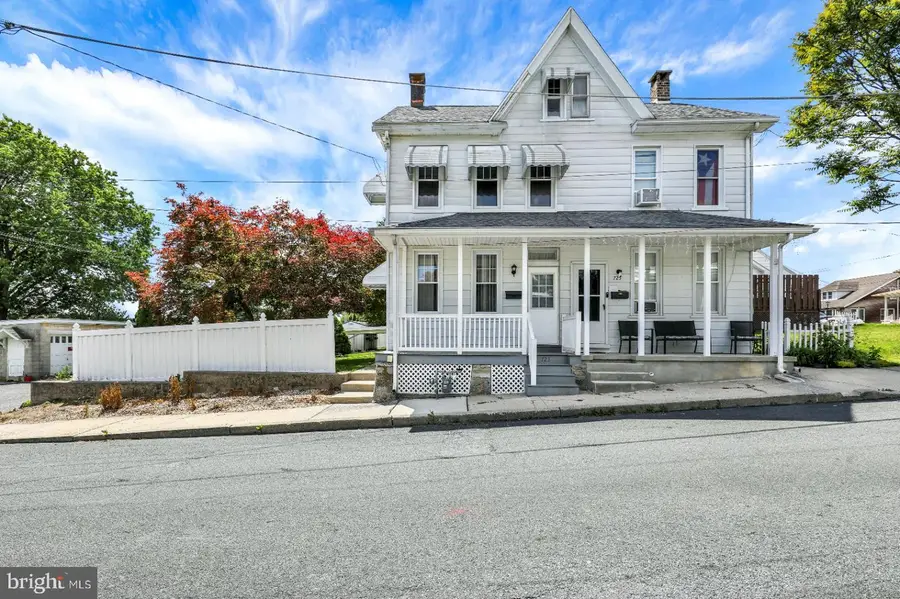723 N 6th St, Lebanon, PA 17046 - #2