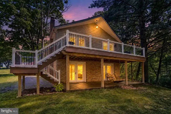 156 Lakeside Dr, FREDERICKSBURG, PA 17026