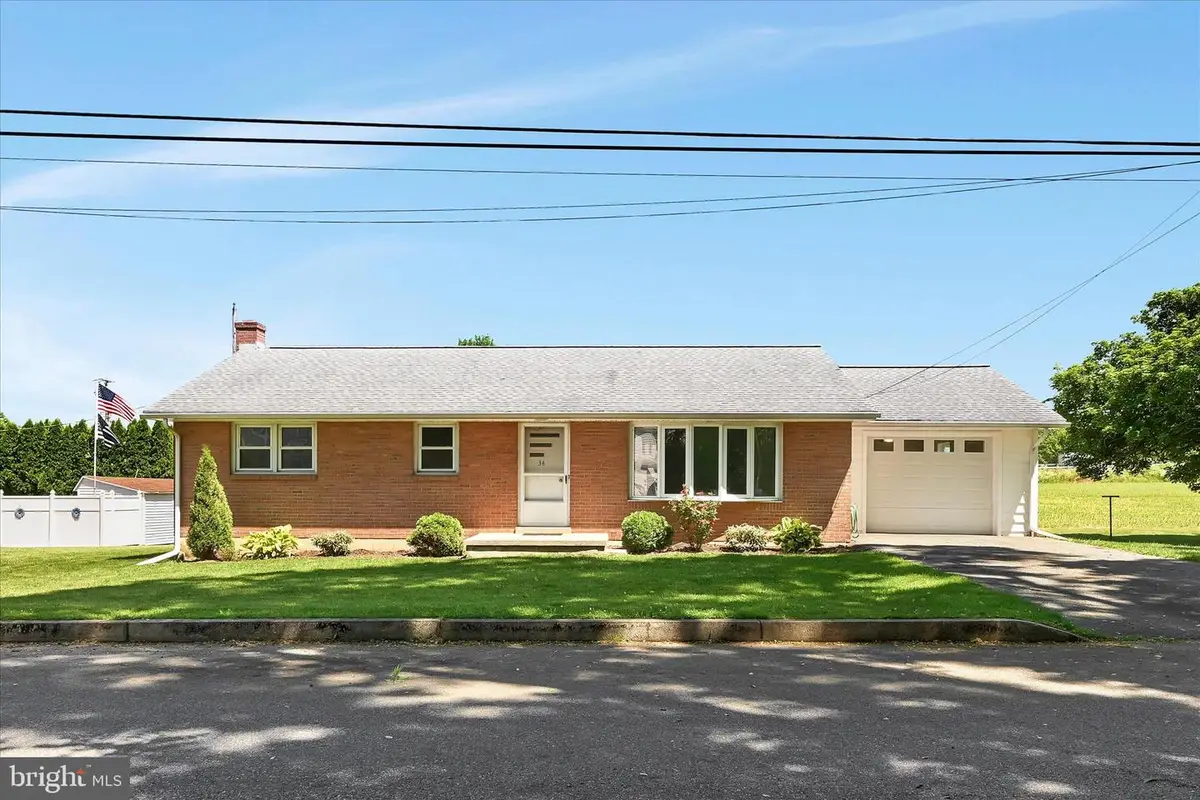 34 Locust Ln, Quentin, PA 17083 - #1