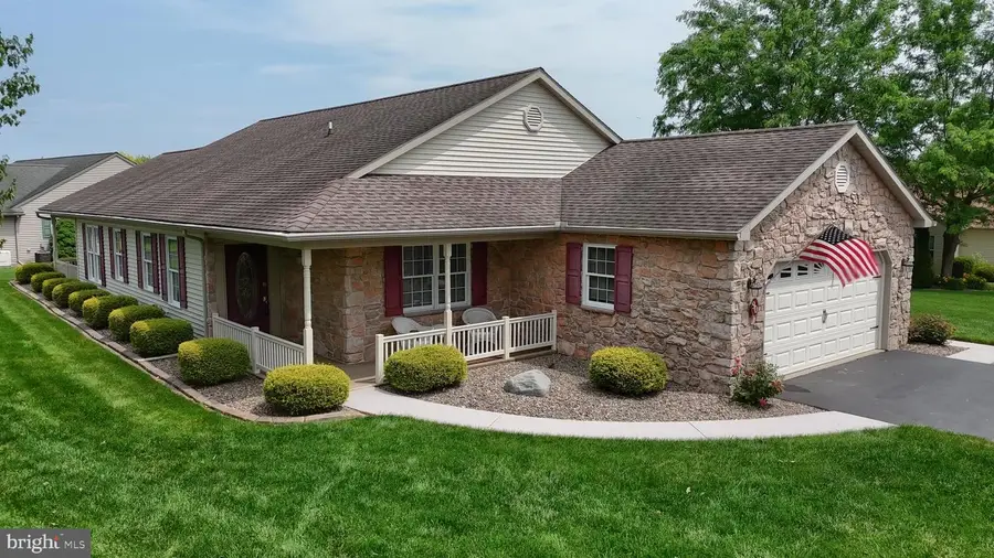 90 Arbor Dr, Myerstown, PA 17067 - #3