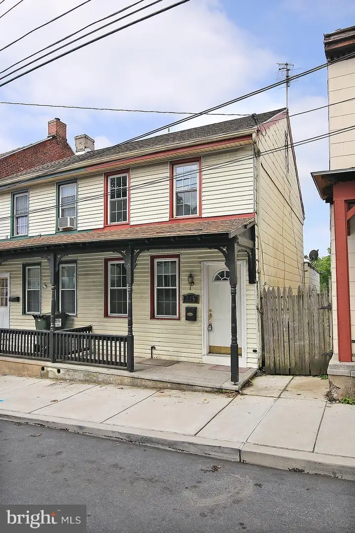 225 S 9th St, Lebanon, PA 17042 - #3