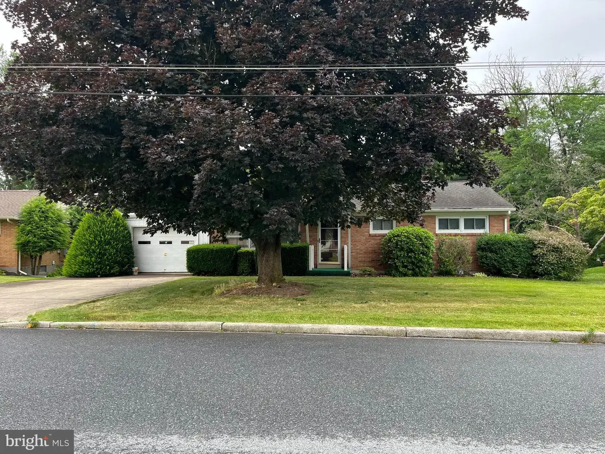 277 S 23rd St, Lebanon, PA 17042 - #1