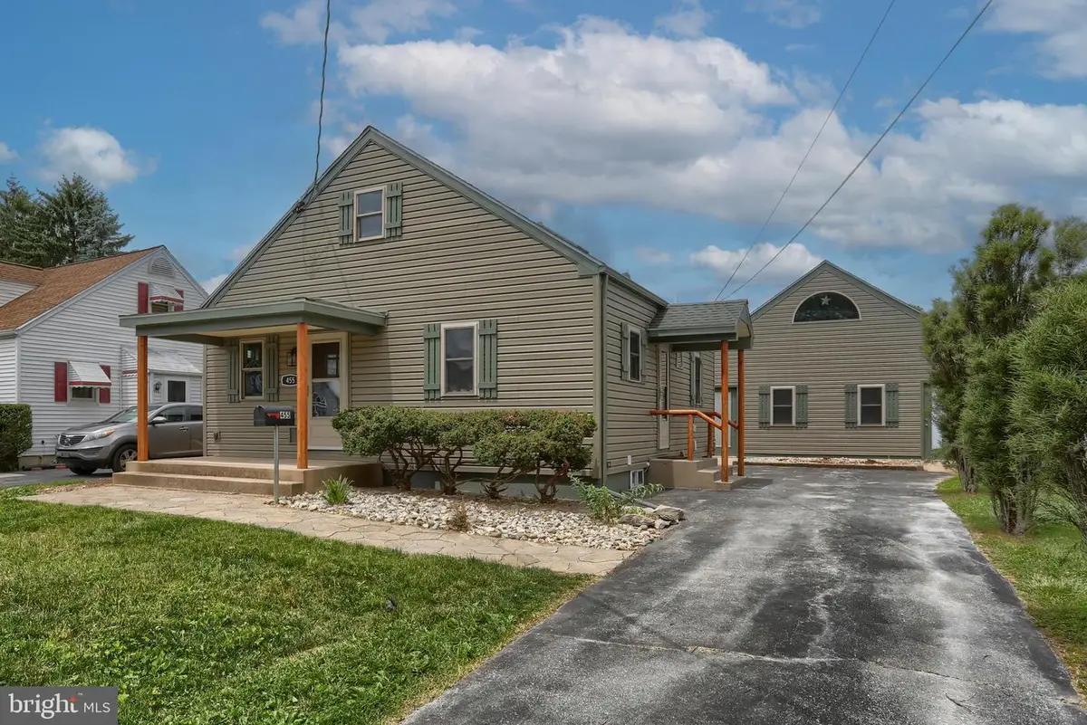 455 Beechwood Ave, Lebanon, PA 17042 - #1