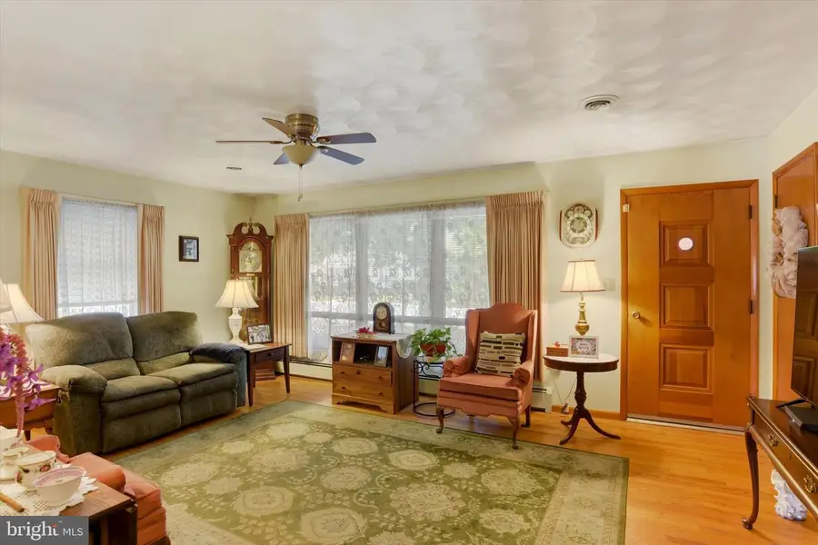 74 Palmyra Rd, Palmyra, PA 17078 - #3