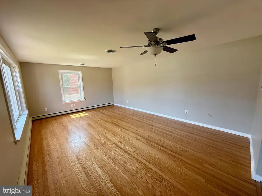 19 Pine Ave, Lebanon, PA 17042 - #3