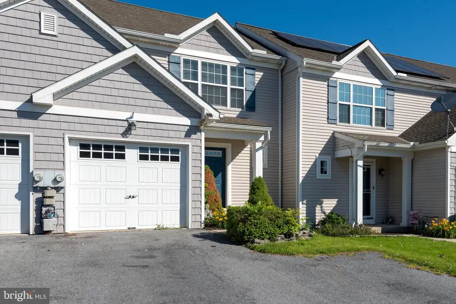 201 Wheatstone Ln, Lebanon, PA 17042 - #2