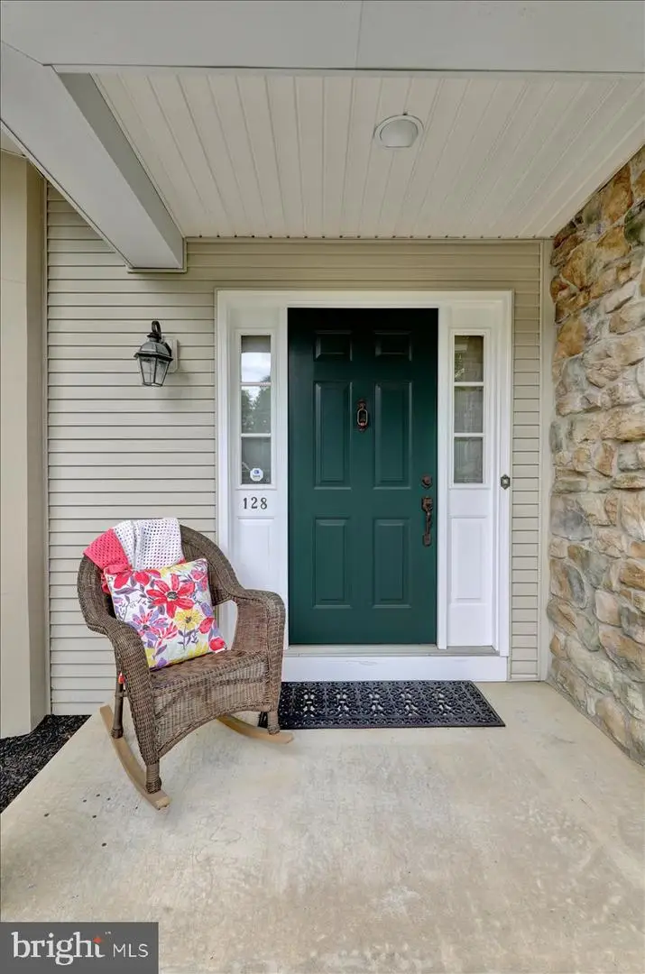 128 Macintosh Dr, Palmyra, PA 17078 - #3