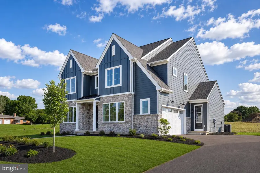 836 Wheatfield Ln, Lebanon, PA 17042 - #2