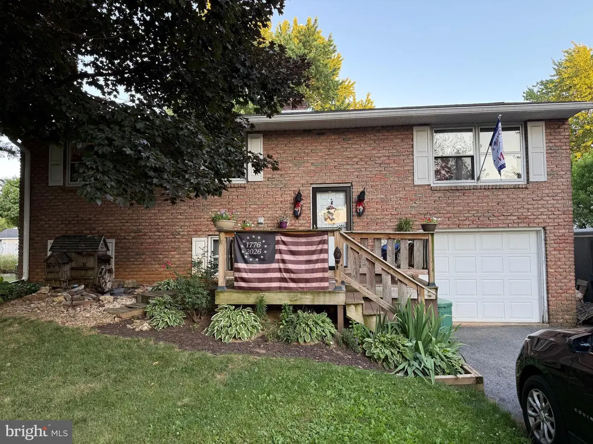 1411 Esther Dr, Lebanon, PA 17042 - #1