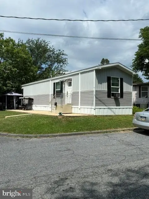 5 Linda Lane, LEBANON, PA 17046