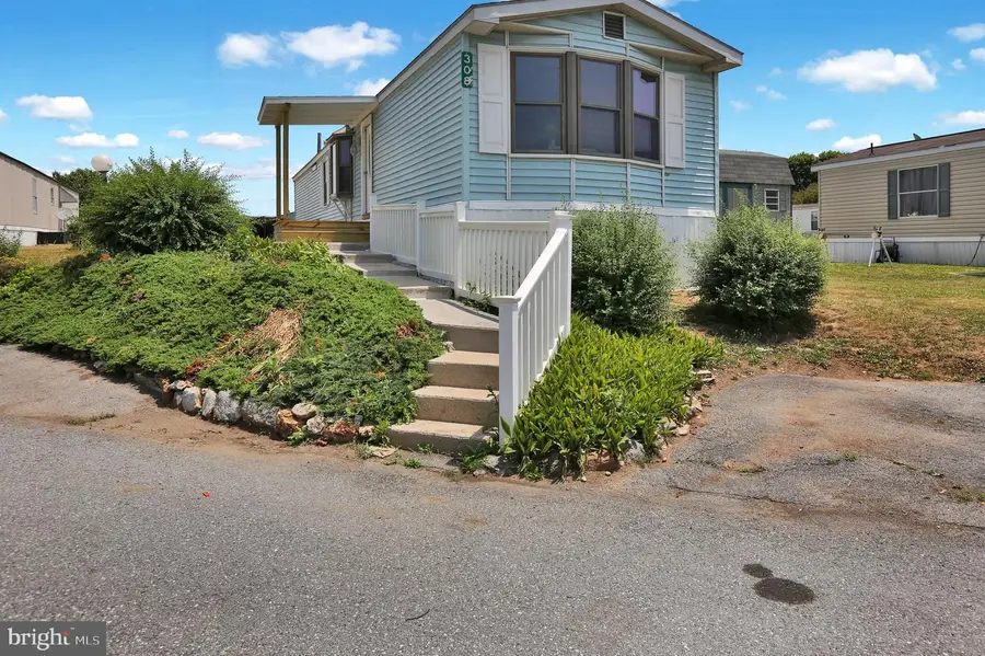 308 Palm City Park, Annville, PA 17003 - #2