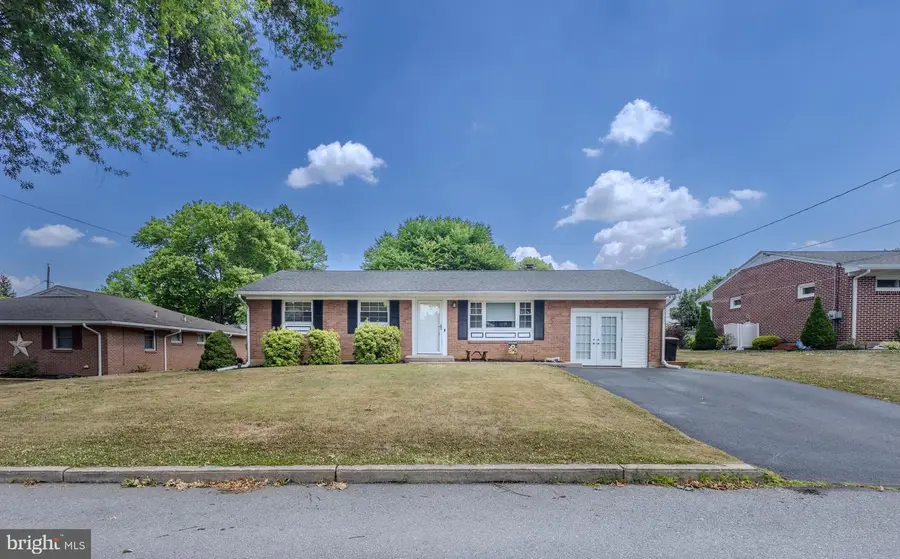 272 S 23rd St, Lebanon, PA 17042 - #3