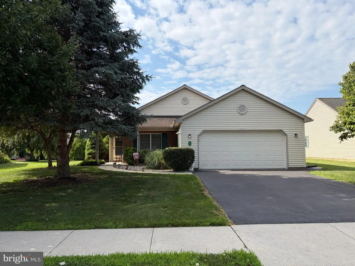 6 Rosemont Dr, Myerstown, PA 17067 - #1