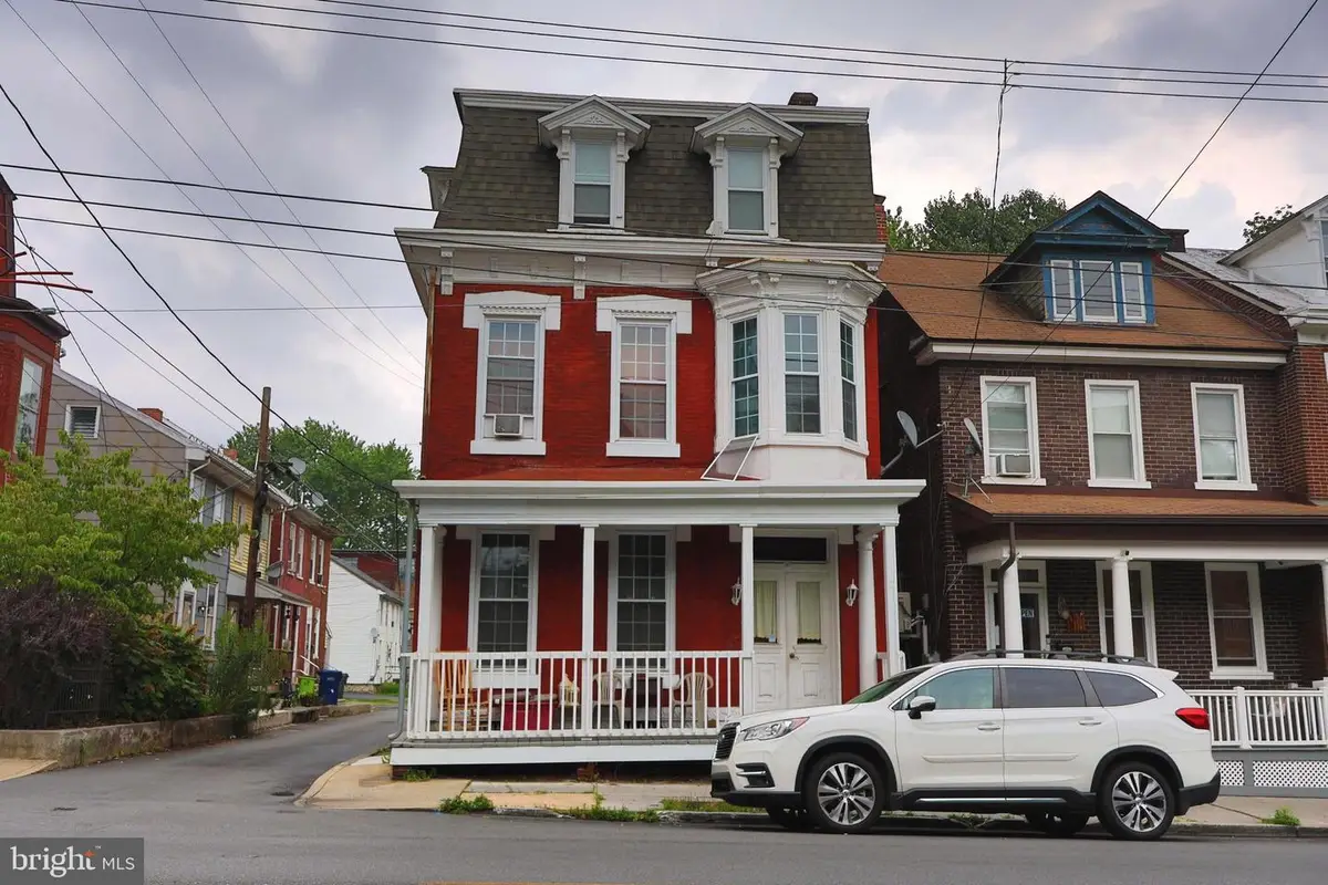 222 S 8th St, Lebanon, PA 17042 - #1