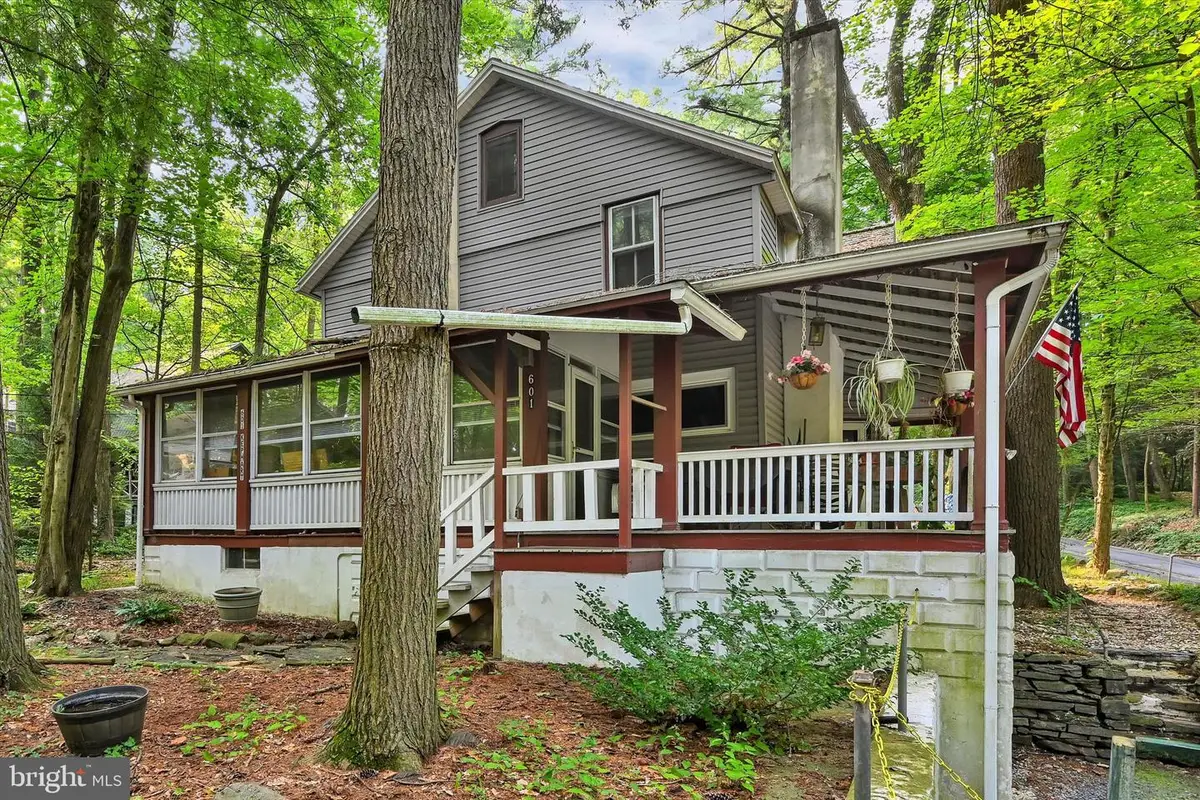 601 Kephart Ave, Mount Gretna, PA 17064 - #1