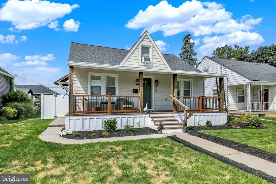107 N Franklin St, Palmyra, PA 17078 - #2
