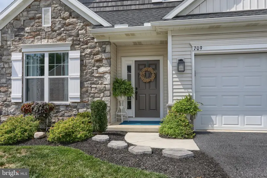 709 Jeffsu Ln, Annville, PA 17003 - #2