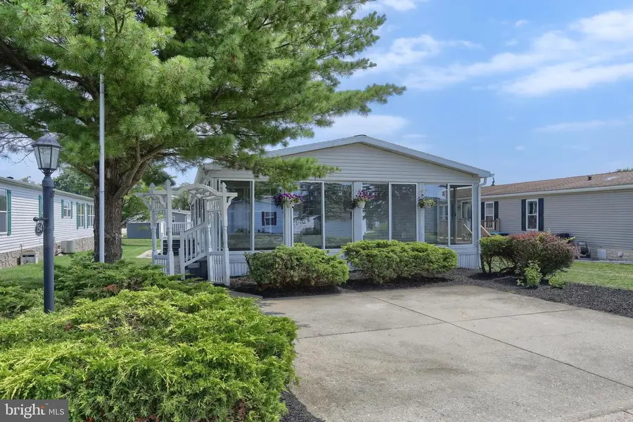 154 W Spruce St, Palmyra, PA 17078 - #3
