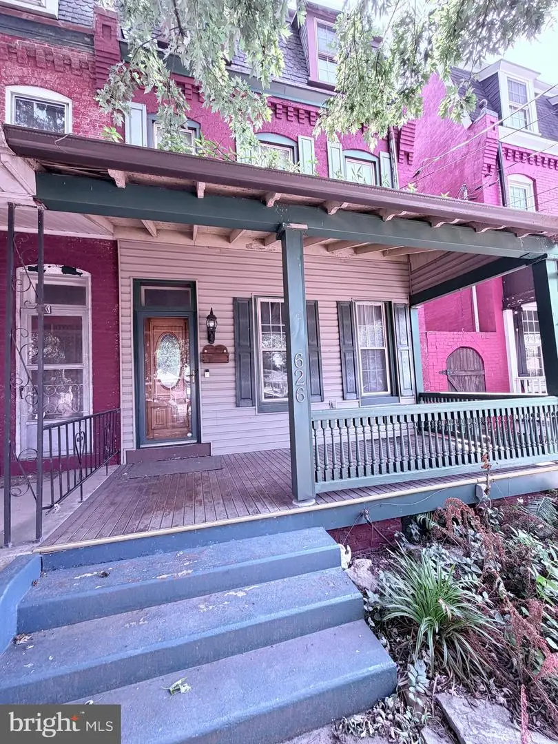 626 E Lehman St, Lebanon, PA 17046 - #1