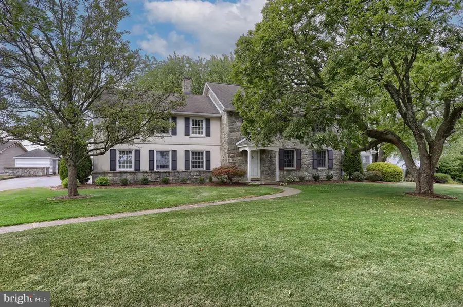 451 S Race St, Myerstown, PA 17067 - #3