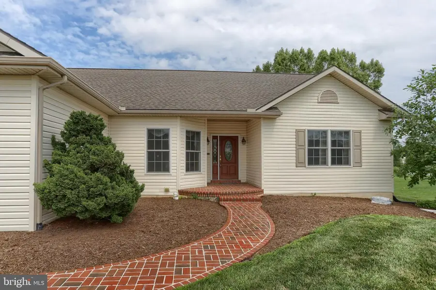 27 Boxwood Dr, Lebanon, PA 17042 - #3