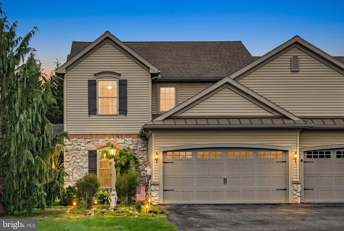 812 Briar Edge Ct, Lebanon, PA 17046 - #1