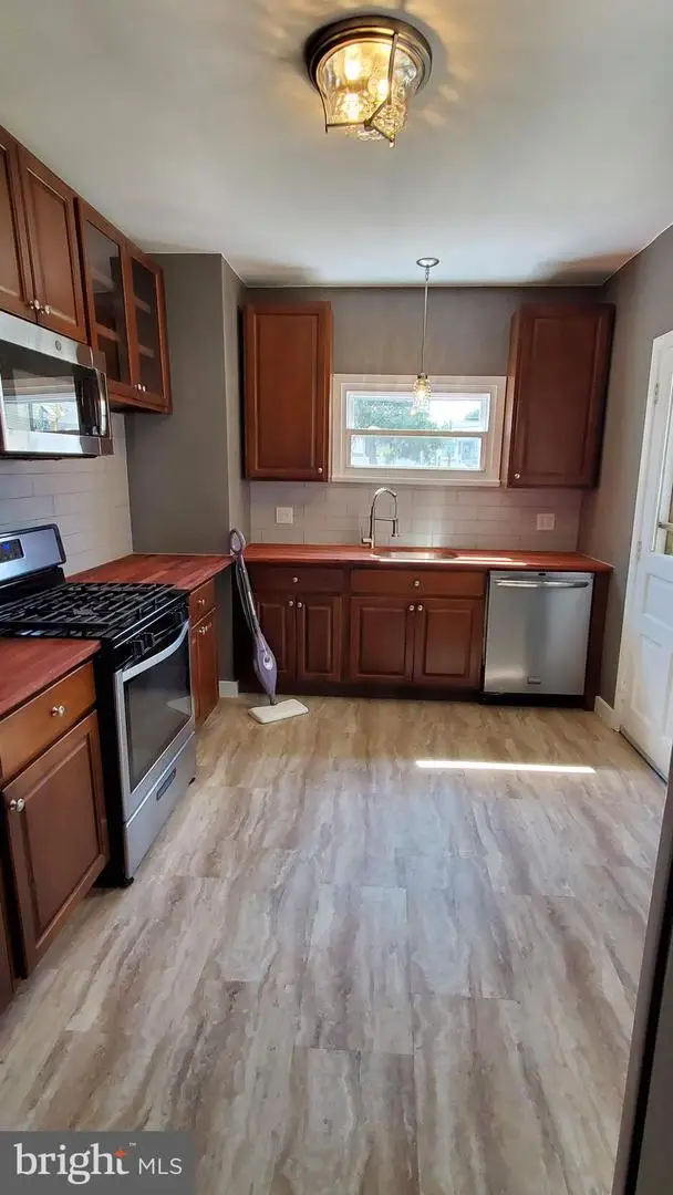 431 N 11th St, Lebanon, PA 17046 - #2