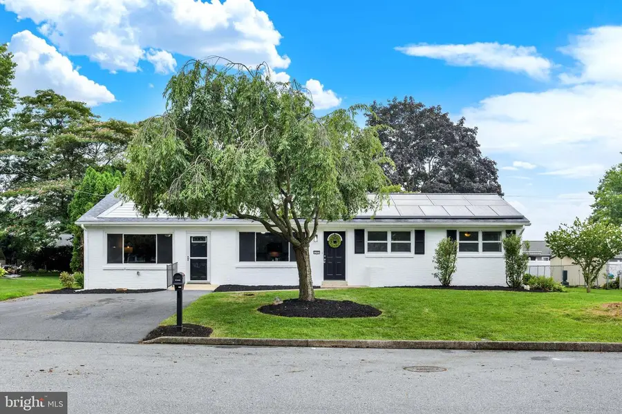 1331 S Duke St, Palmyra, PA 17078 - #2