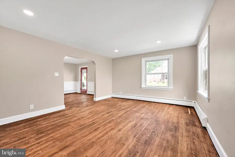 101 S Wilson St, Cleona, PA 17042 - #3
