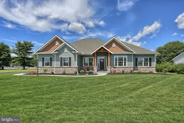 022 Starlight Lane, LEBANON, PA 17046
