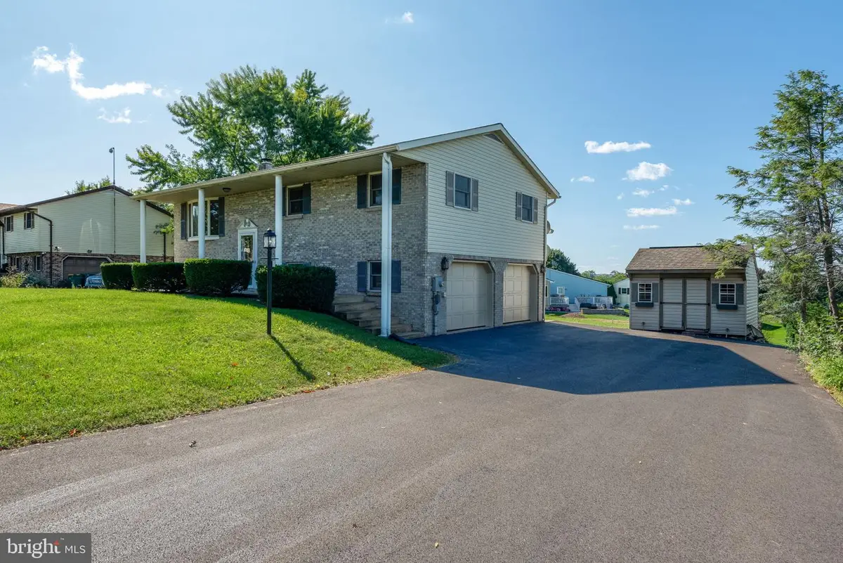 403 Birch Ln, Lebanon, PA 17046 - #1