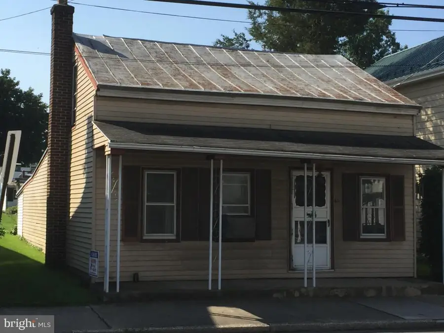 60 W Main St, Newmanstown, PA 17073 - #2