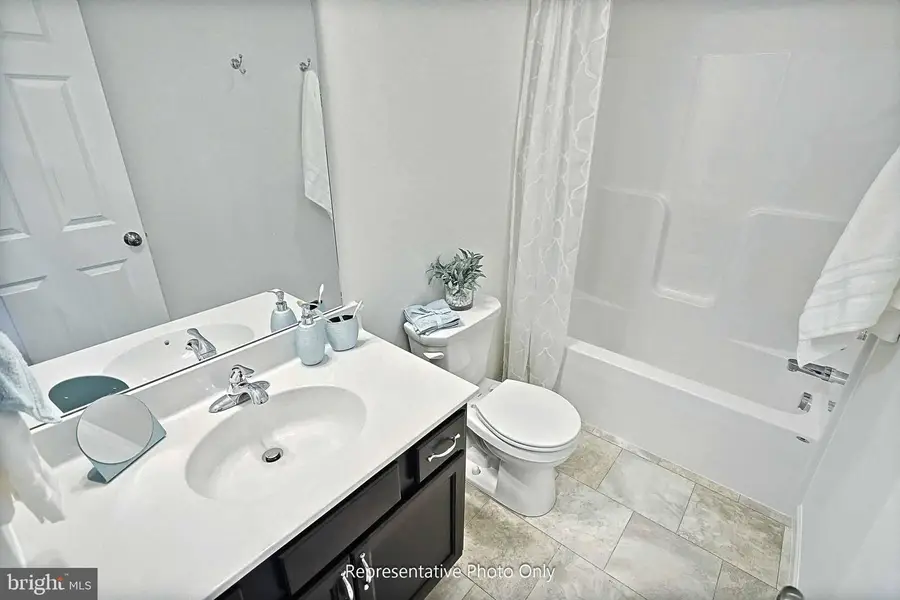168 Marissa Ct, Newmanstown, PA 17073 - #3