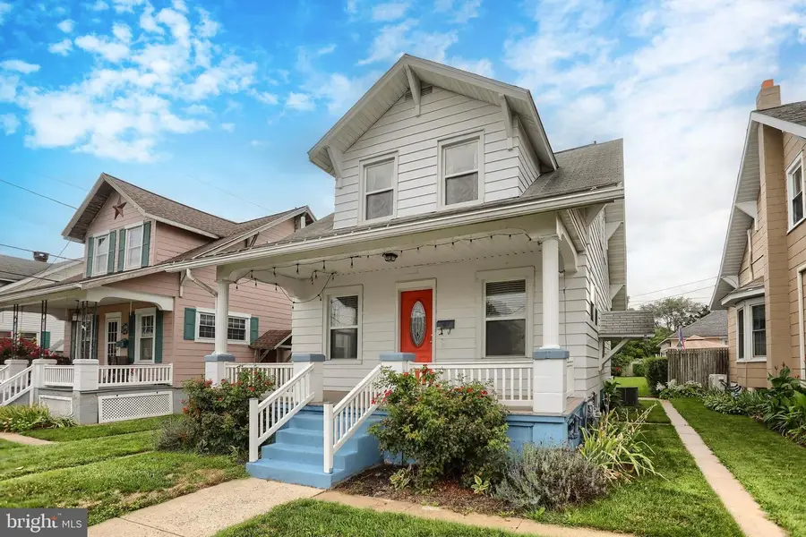 225 Broad St, Palmyra, PA 17078 - #3