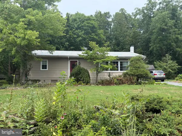 117 Lakeside Dr, FREDERICKSBURG, PA 17026