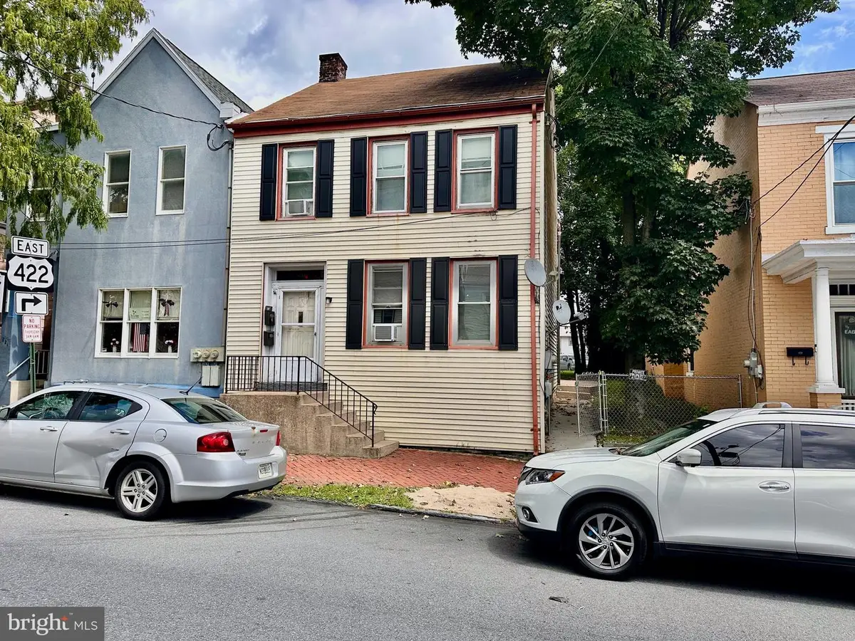 226 S 9th St, Lebanon, PA 17042 - #1