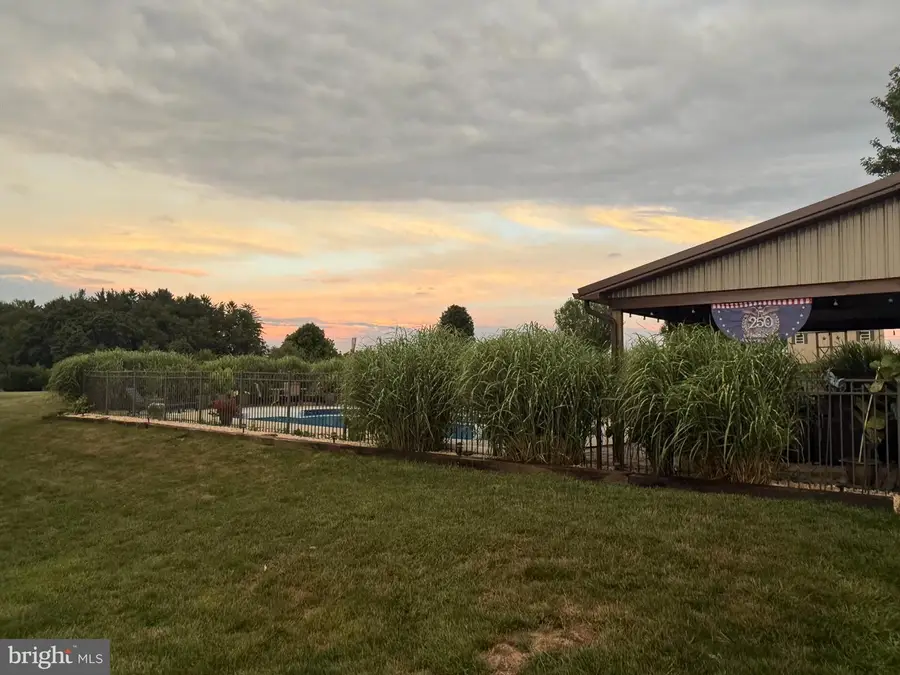 324 Chestnut Hill Rd, Fredericksburg, PA 17026 - #3