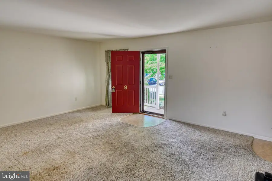9 Grasshopper Ct, Myerstown, PA 17067 - #3