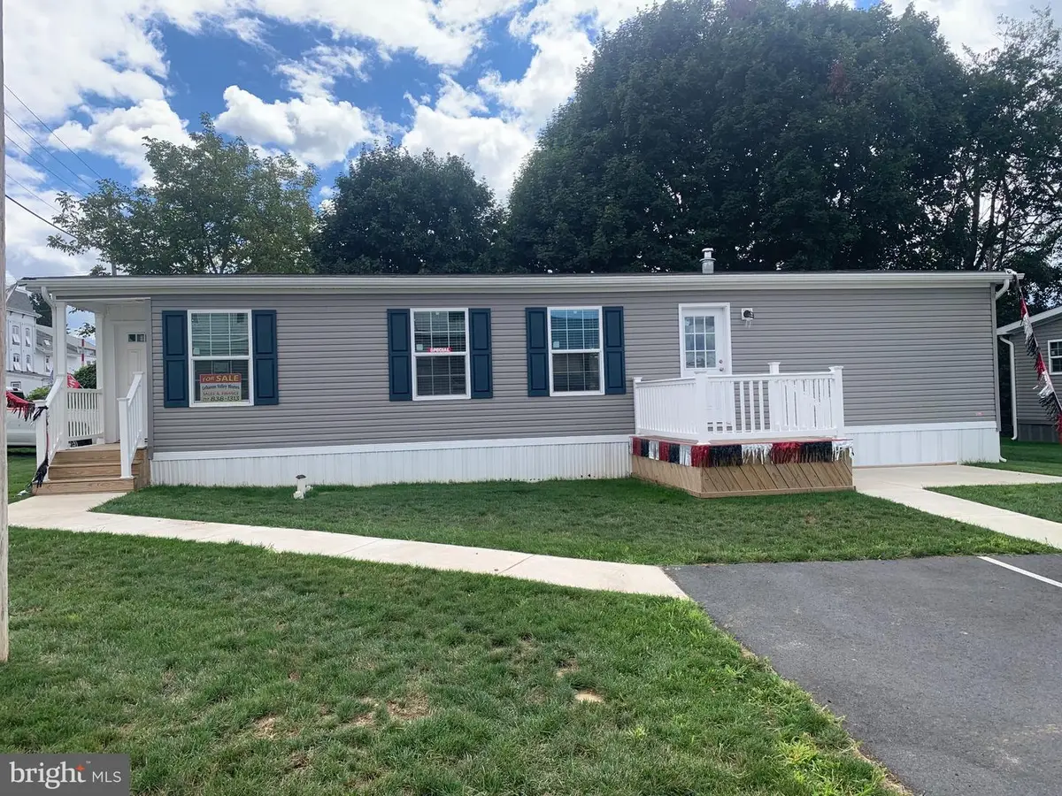 14 W Willow St, Palmyra, PA 17078 - #1