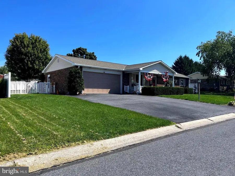 931 Oak Ln, Lebanon, PA 17046 - #2