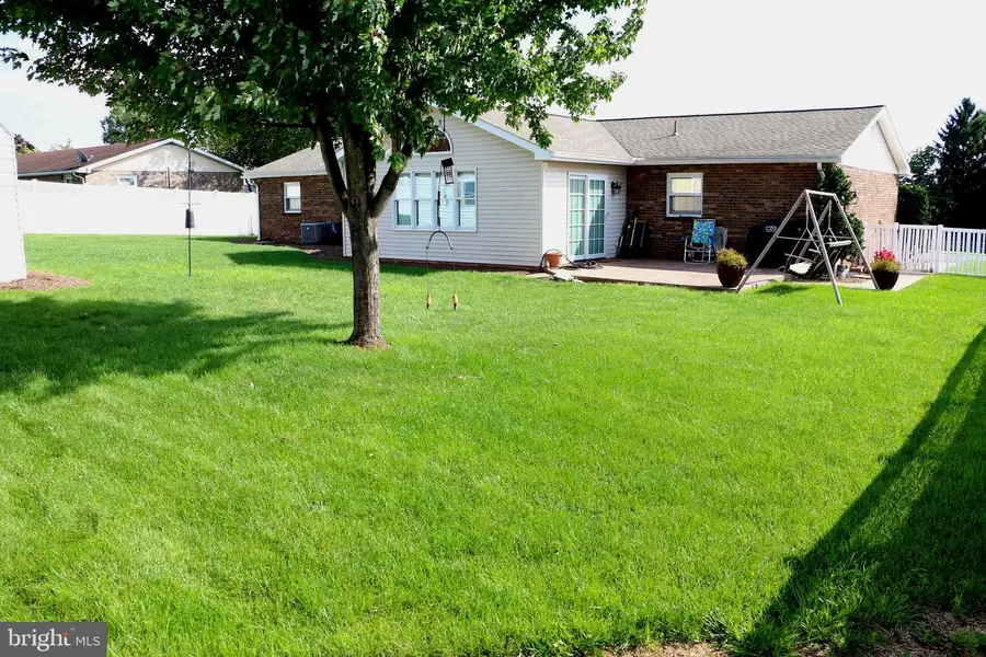 931 Oak Ln, Lebanon, PA 17046 - #3