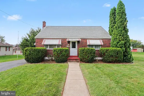 512 E Maple St, CLEONA, PA 17042