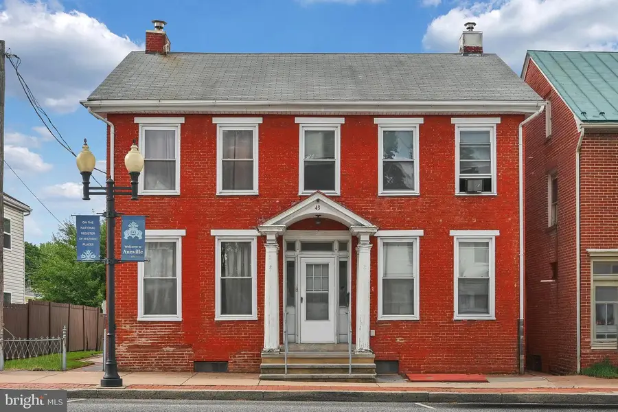 43 W Main St, Annville, PA 17003 - #2