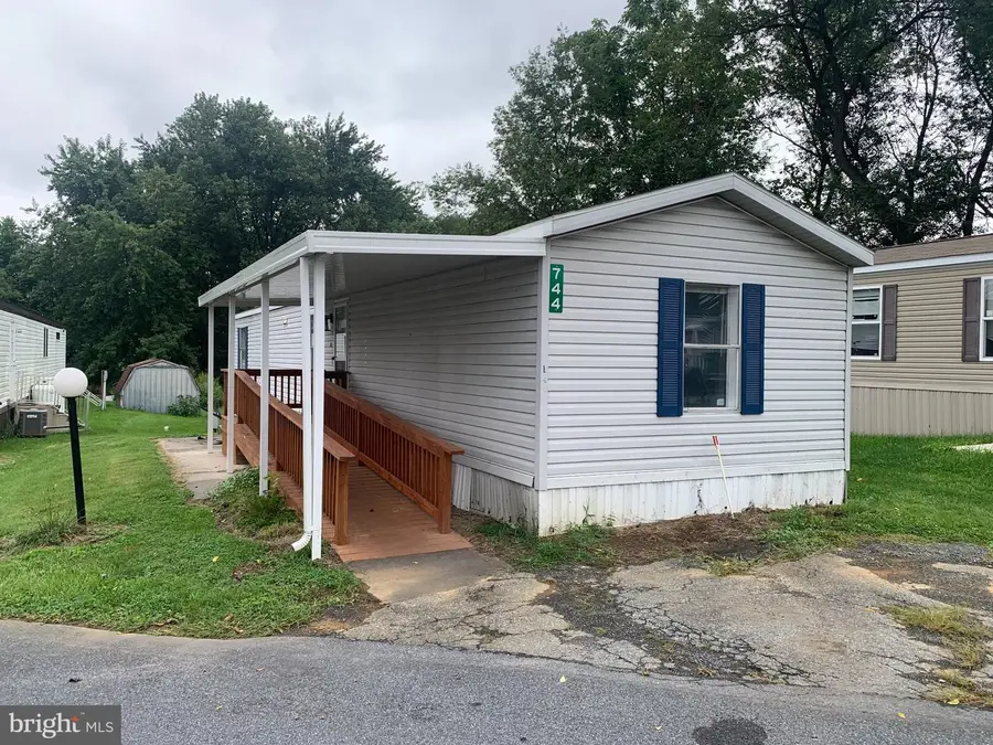 744 Palm City Park, Annville, PA 17003 - #2